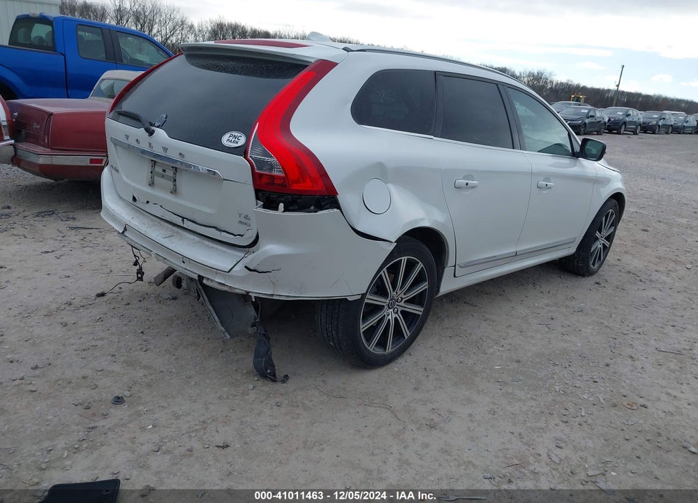 2017 VOLVO XC60 T6 INSCRIPTION VIN: YV449MRU3H2101650