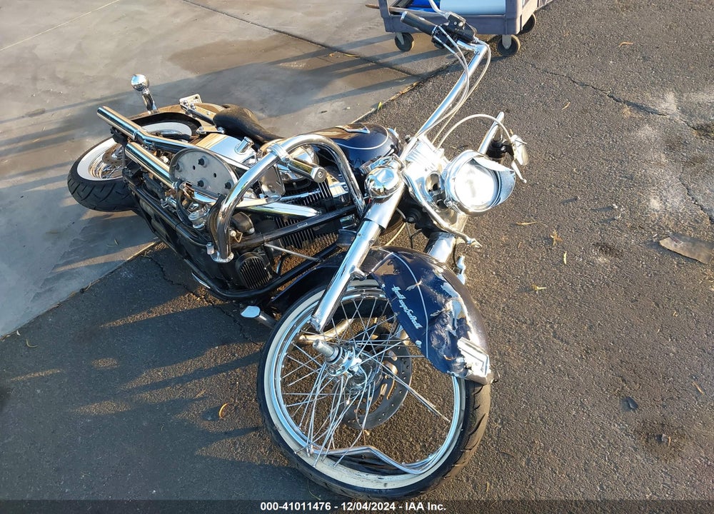 2013 HARLEY-DAVIDSON FLSTC HERITAGE SOFTAIL CLASSIC VIN: 1HD1BWV12DB049759