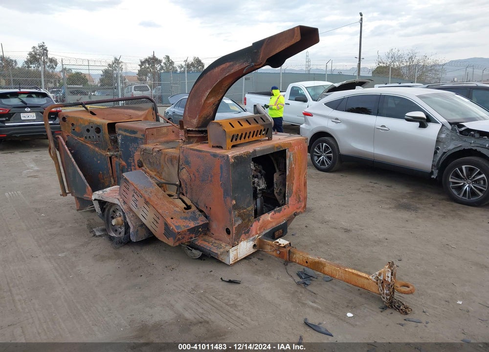 2016 VERMEER MFG. CO. --- VIN: 1VRY11199G1023347
