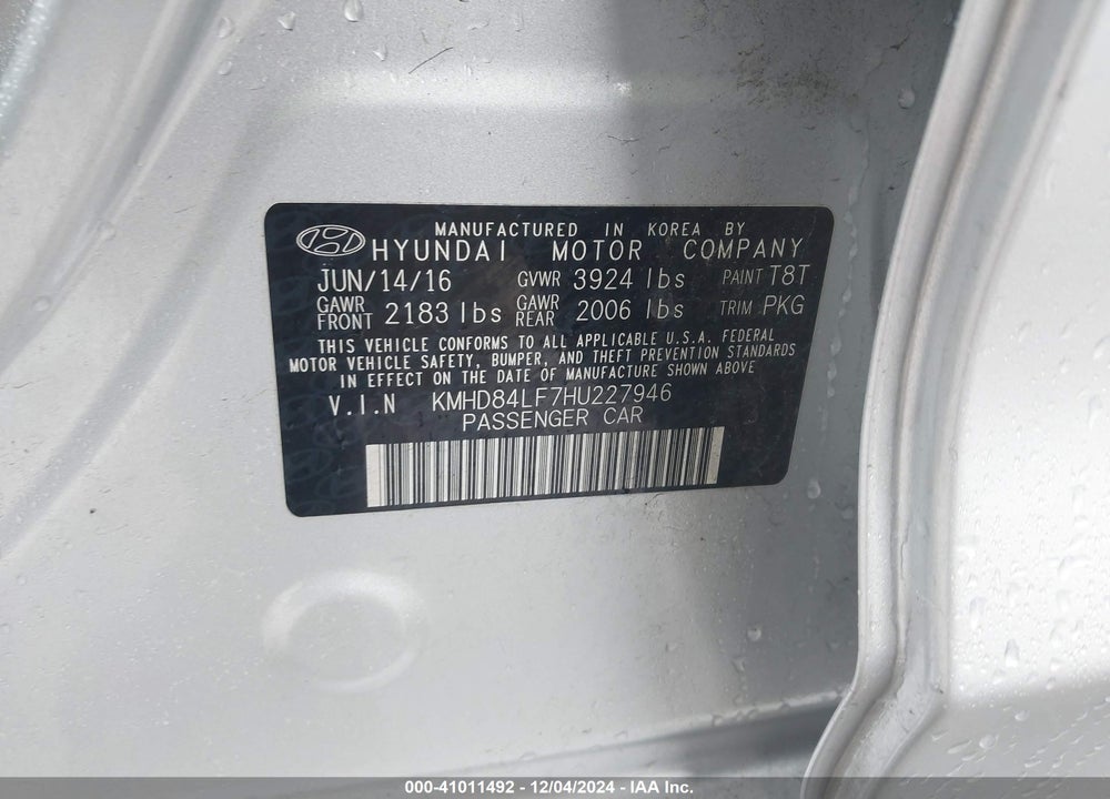 2017 HYUNDAI ELANTRA SE VIN: KMHD84LF7HU227946