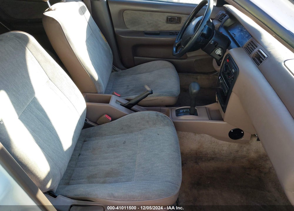 1997 NISSAN SENTRA VIN: 1N4AB41D2VC739020
