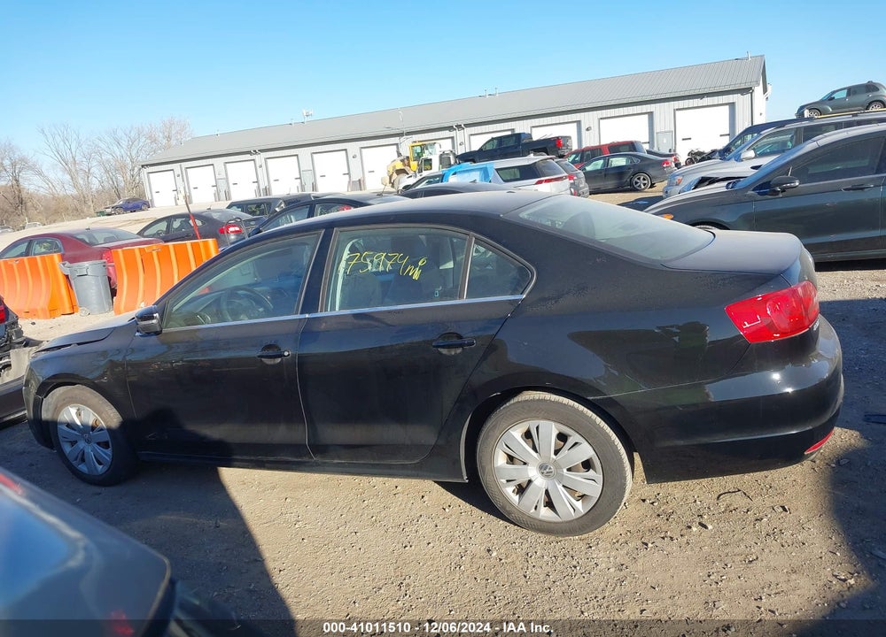 2013 VOLKSWAGEN JETTA VIN: 3VWDX7AJ6DM439023