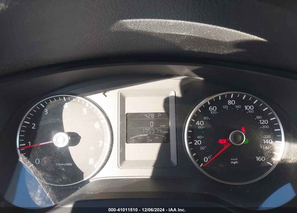 2013 VOLKSWAGEN JETTA VIN: 3VWDX7AJ6DM439023