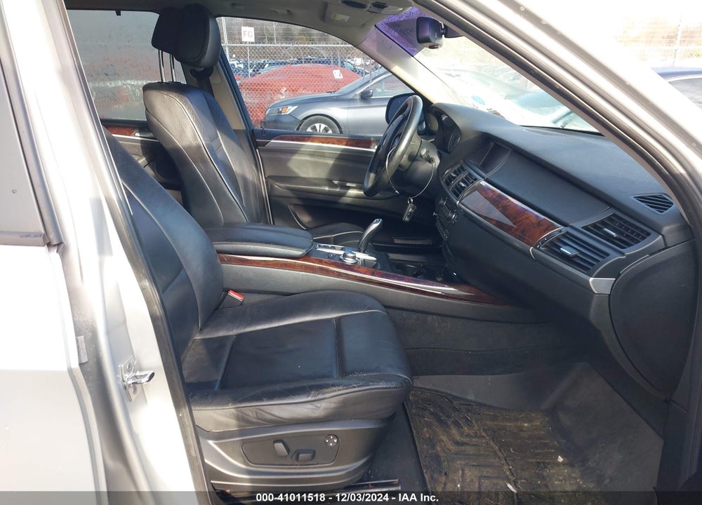 2009 BMW X5 XDRIVE30I VIN: 5UXFE43529L274031