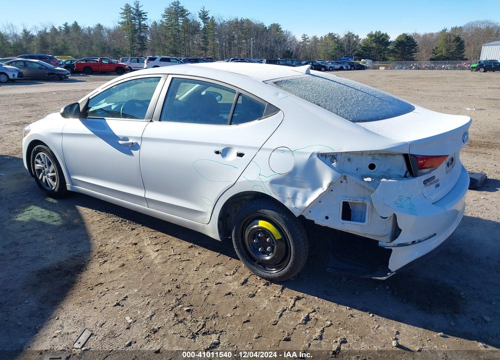 2018 HYUNDAI ELANTRA SE VIN: 5NPD74LF1JH401999