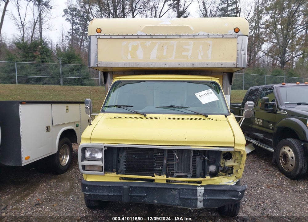 1996 GMC CUTAWAY VAN G3500 VIN: 1GDJG31K7TF850738