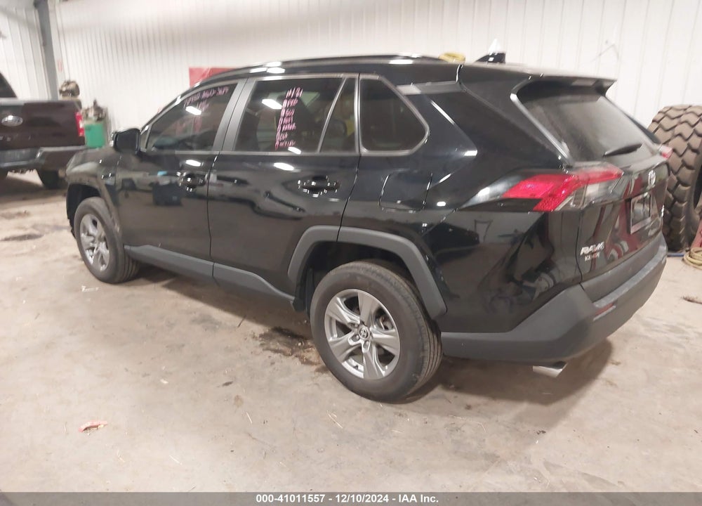 2022 TOYOTA RAV4 XLE VIN: 2T3P1RFV3NW285847