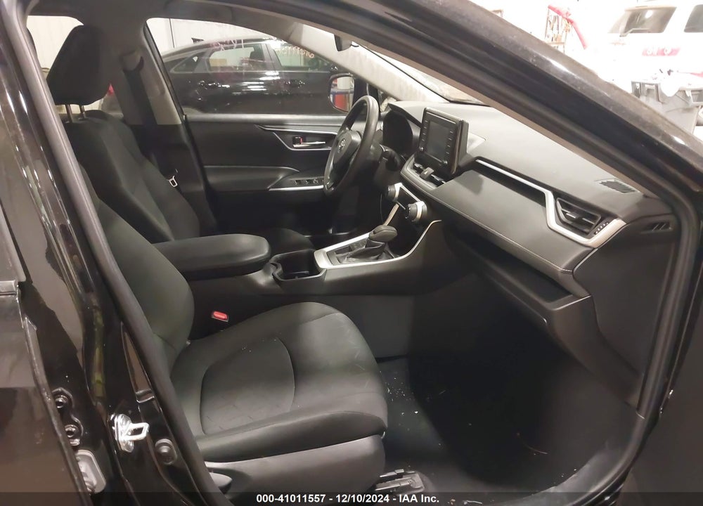2022 TOYOTA RAV4 XLE VIN: 2T3P1RFV3NW285847
