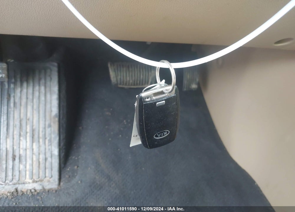 2015 KIA SEDONA SX VIN: KNDMC5C16F6066505