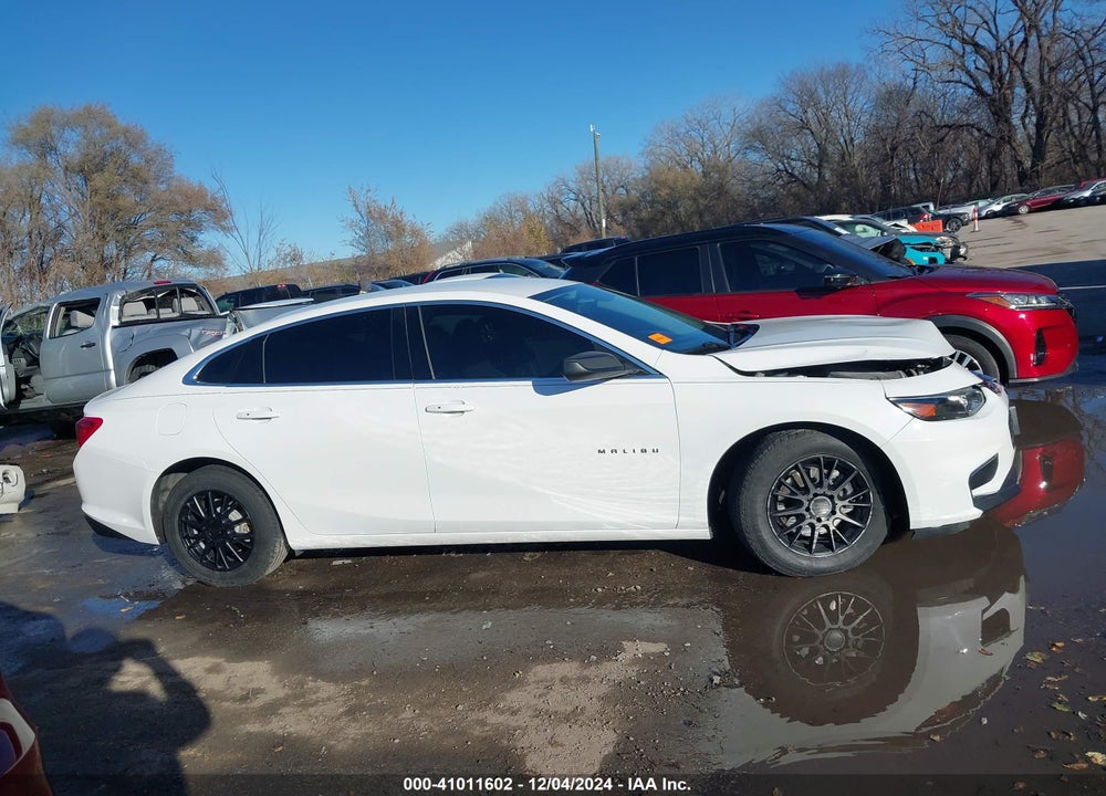 2017 CHEVROLET MALIBU LS VIN: 1G1ZB5ST8HF176561