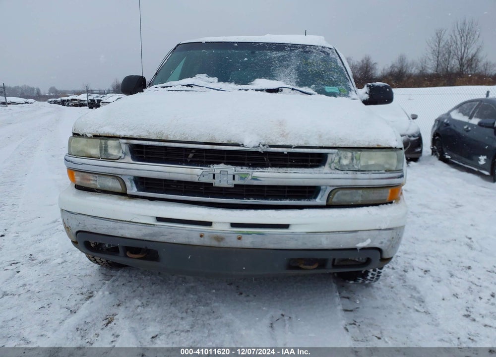 2003 CHEVROLET TAHOE LT VIN: 1GNEK13Z03J261960