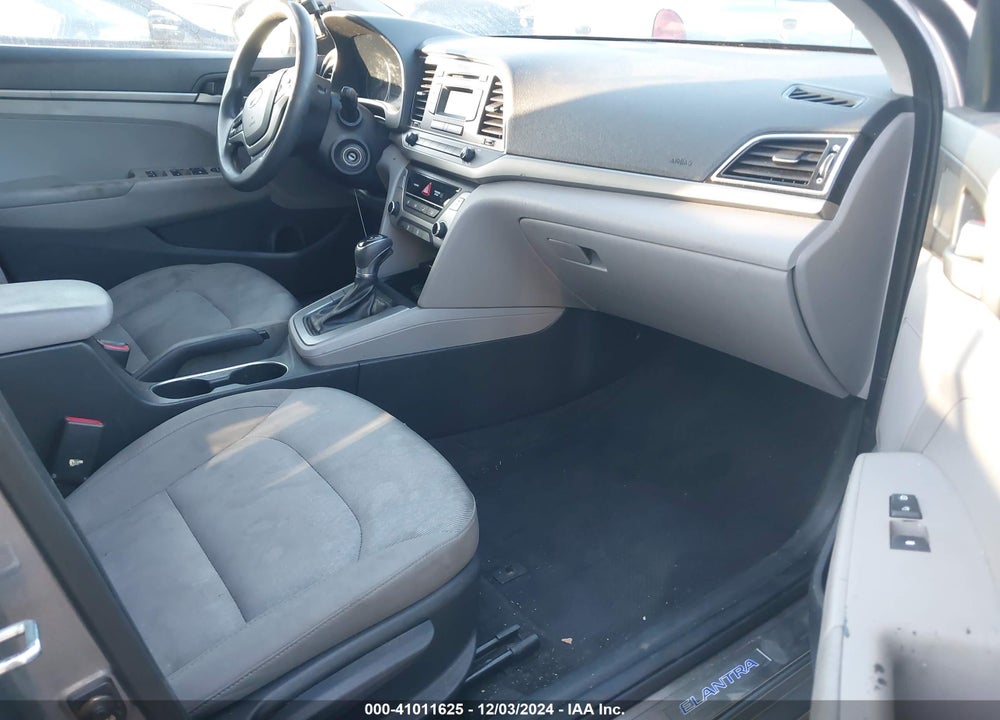 2017 HYUNDAI ELANTRA SE VIN: KMHD74LF2HU407550