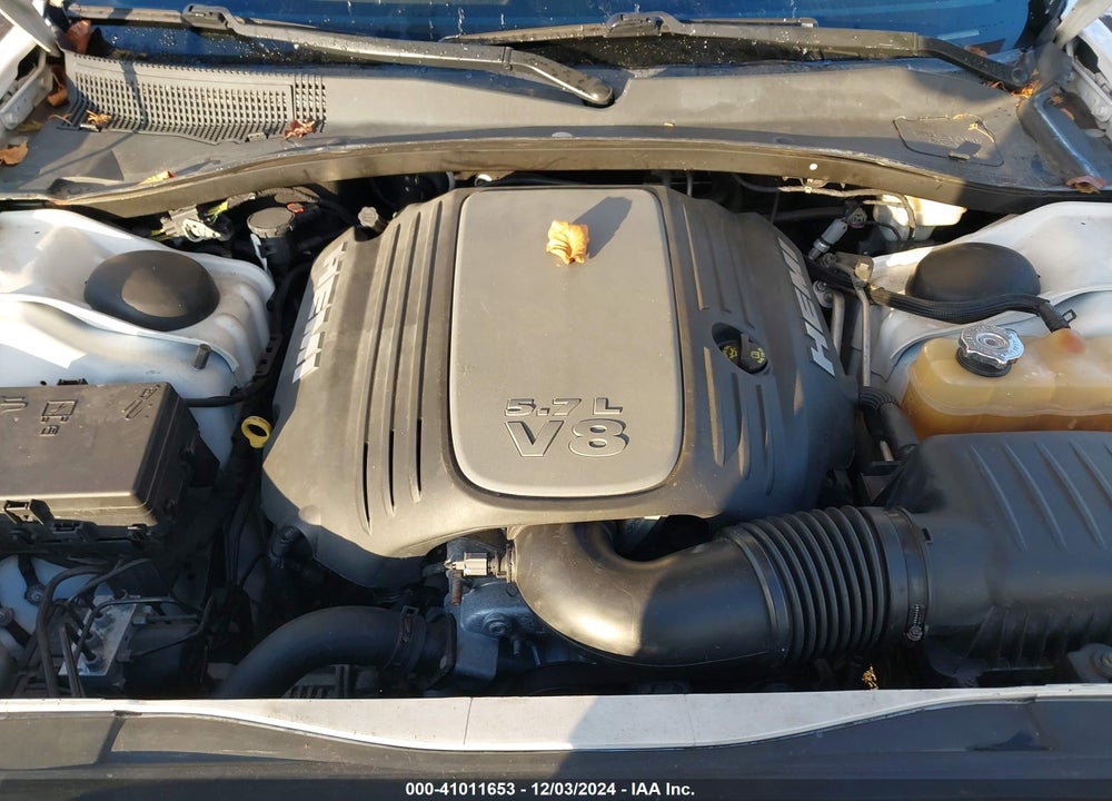 2011 CHRYSLER 300C VIN: 2C3CA6CT3BH529240