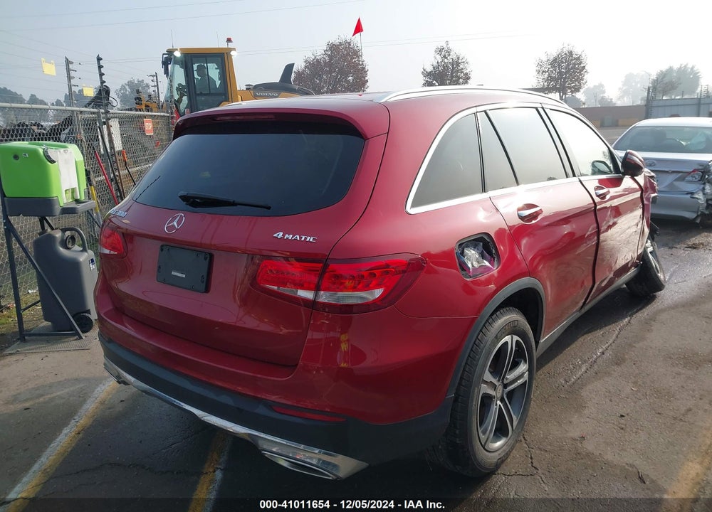 2016 MERCEDES-BENZ GLC 300 4MATIC VIN: WDC0G4KB8GF047554