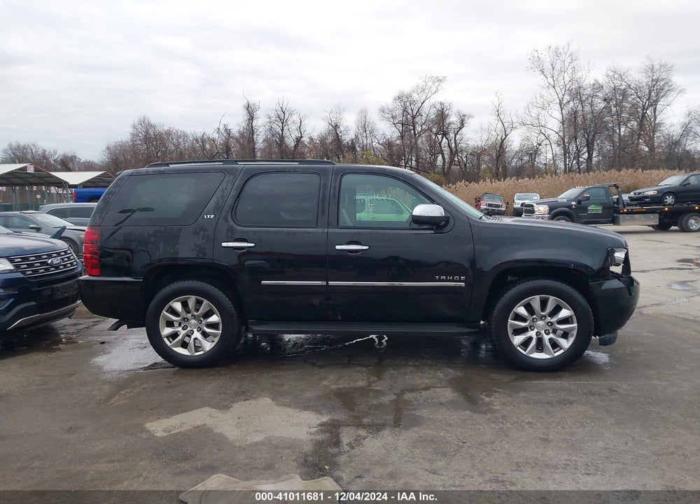2010 CHEVROLET TAHOE VIN: 1GNUKCE07AR196075