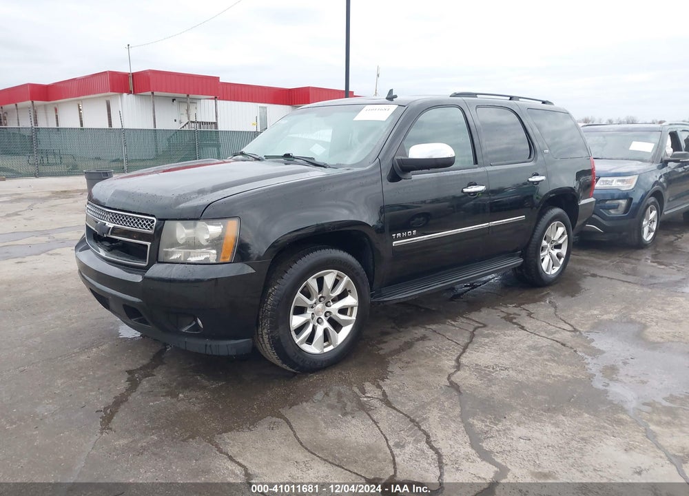 2010 CHEVROLET TAHOE VIN: 1GNUKCE07AR196075