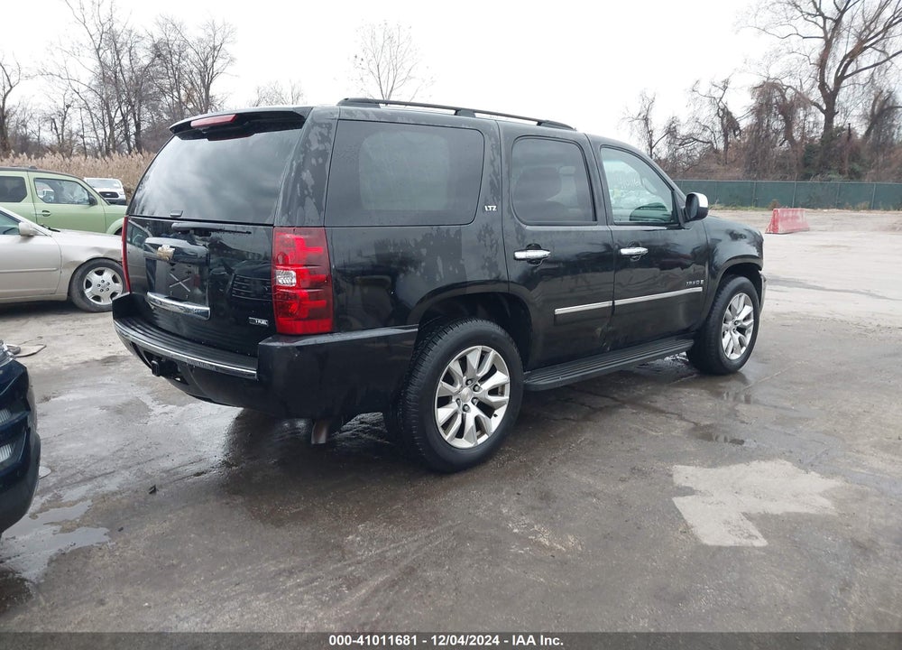 2010 CHEVROLET TAHOE VIN: 1GNUKCE07AR196075
