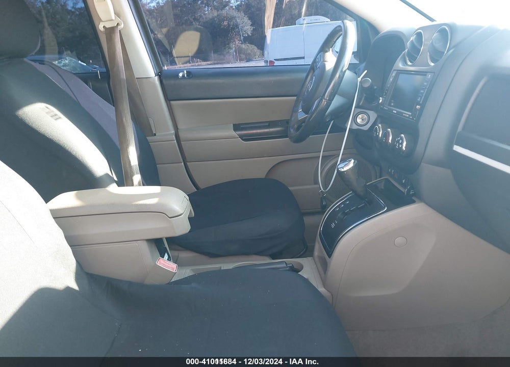 2011 JEEP COMPASS VIN: 1J4NT1FB0BD138008