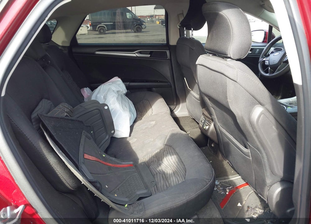 2016 FORD FUSION SE VIN: 3FA6P0H77GR330239