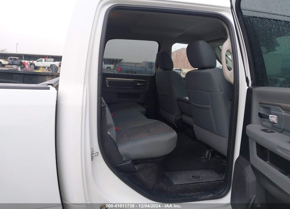 2018 RAM 1500 BIG HORN 4X4 6'4 BOX VIN: 1C6RR7TT6JS168489