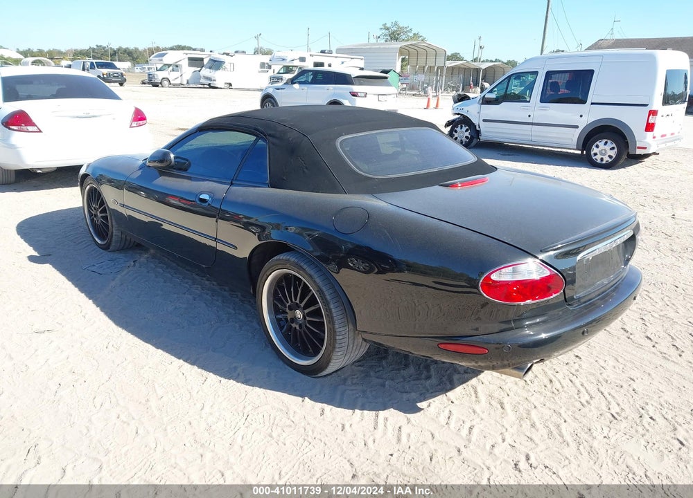 2002 JAGUAR XKR VIN: SAJDA42B72PA29370
