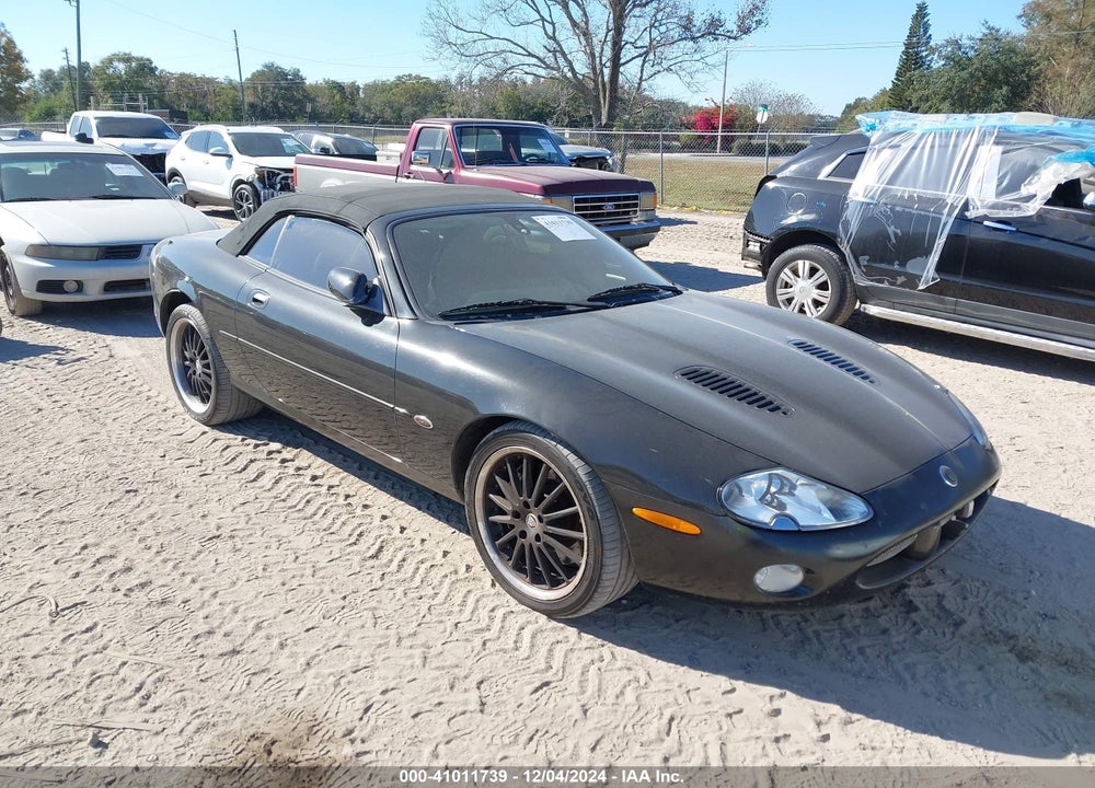 2002 JAGUAR XKR VIN: SAJDA42B72PA29370