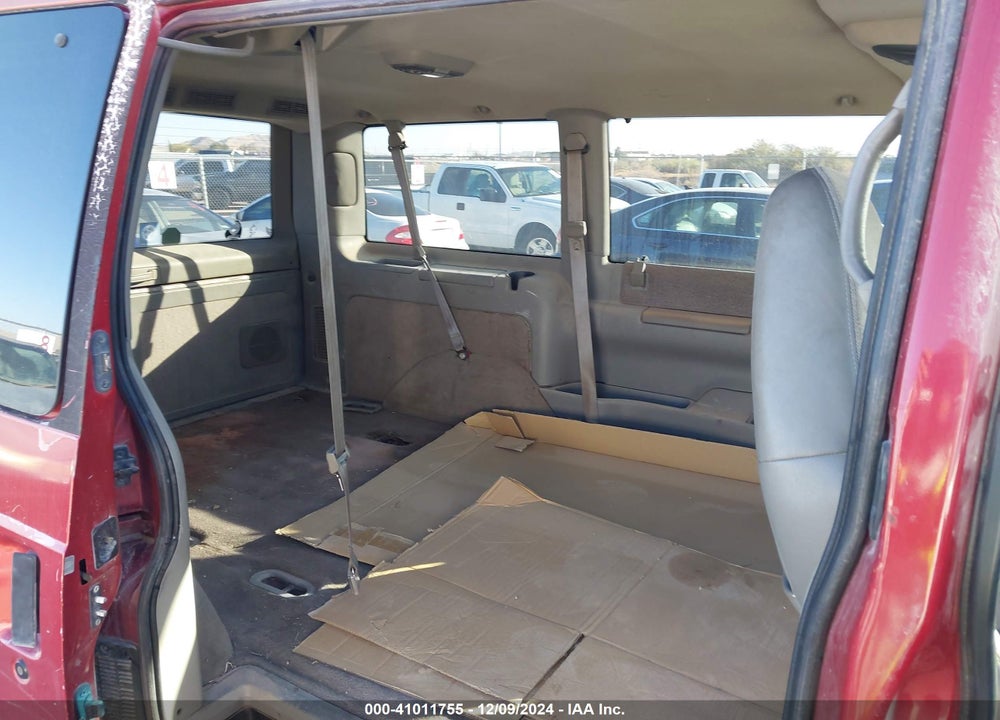 2000 GMC SAFARI SL VIN: 1GKDM19W7YB521546