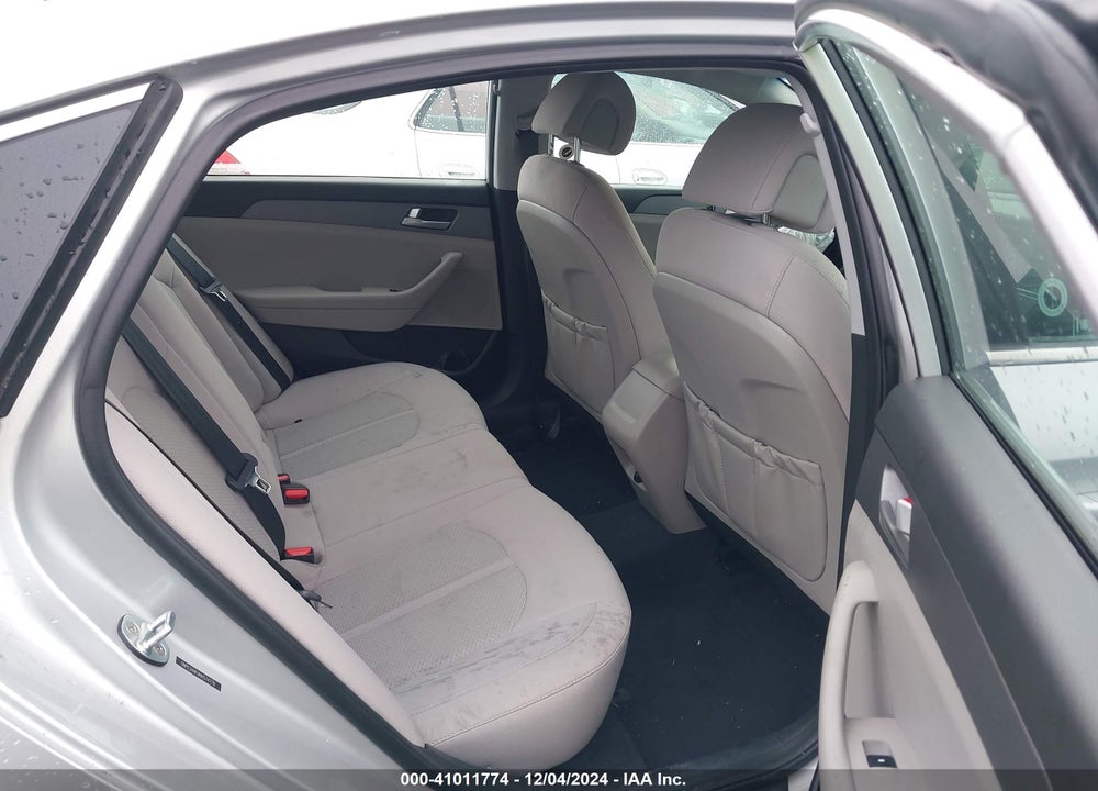 2017 HYUNDAI SONATA VIN: 5NPE24AF0HH574770