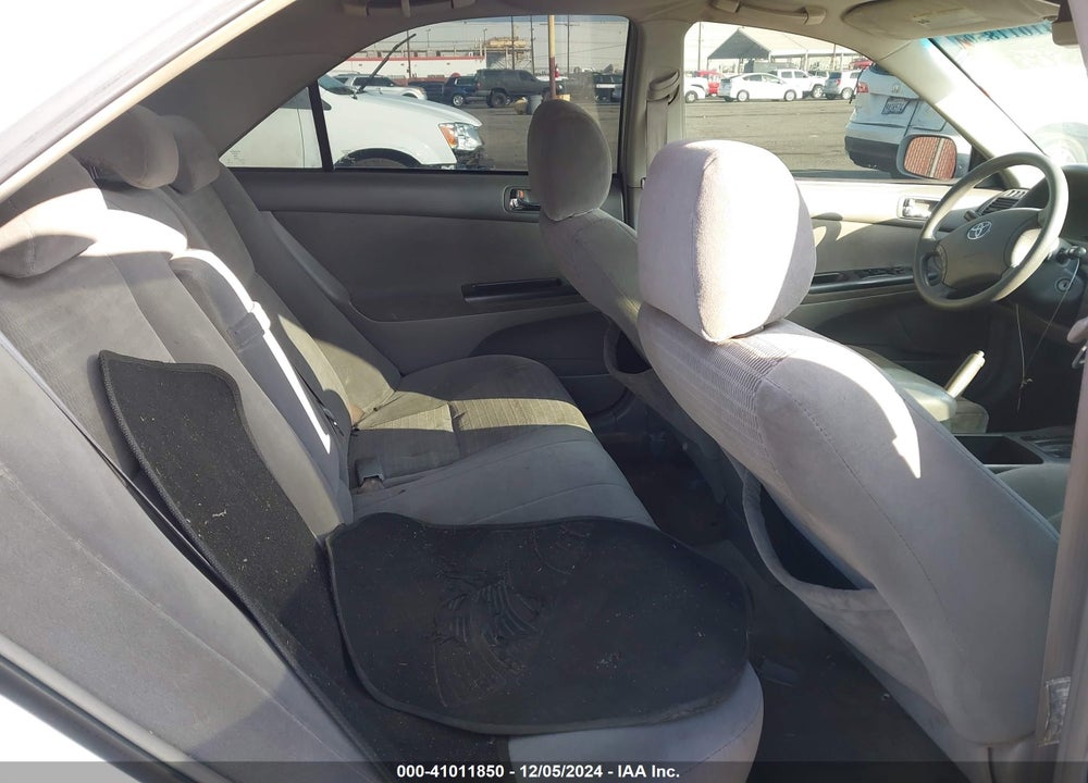 2005 TOYOTA CAMRY LE VIN: 4T1BE32K35U586070