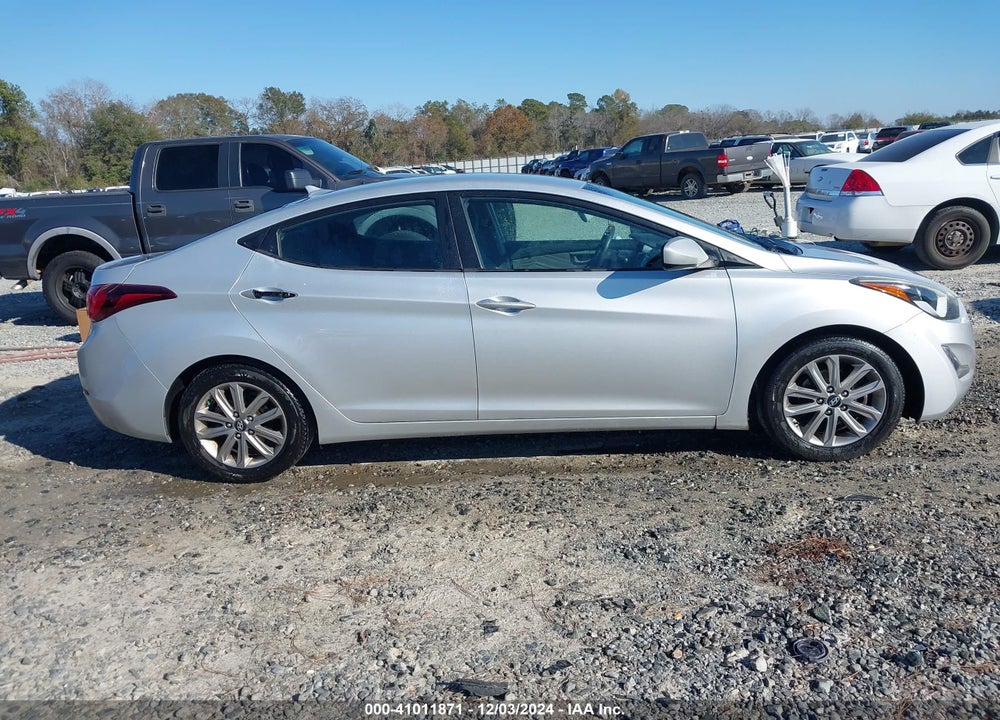 2015 HYUNDAI ELANTRA SE VIN: 5NPDH4AE6FH621413