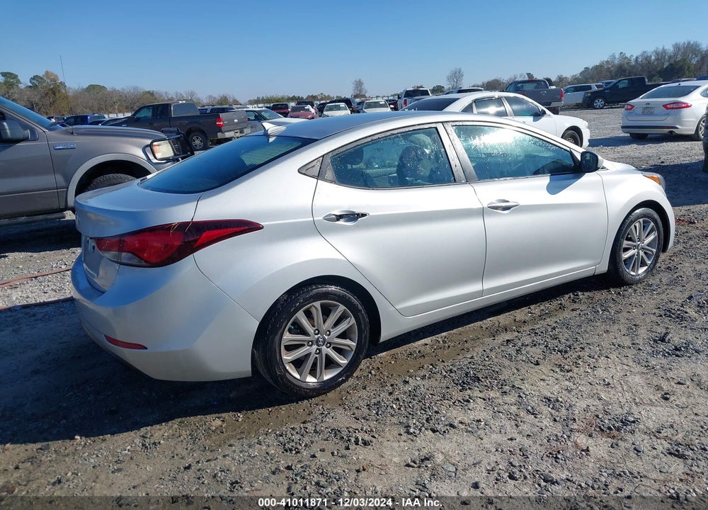 2015 HYUNDAI ELANTRA SE VIN: 5NPDH4AE6FH621413