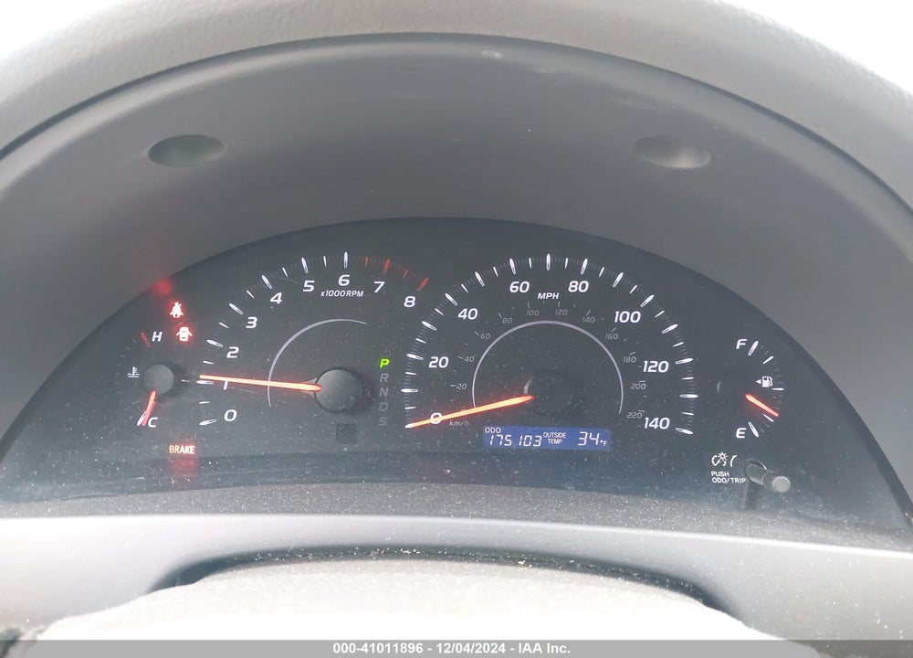 2011 TOYOTA CAMRY LE VIN: 4T1BF3EK4BU698896