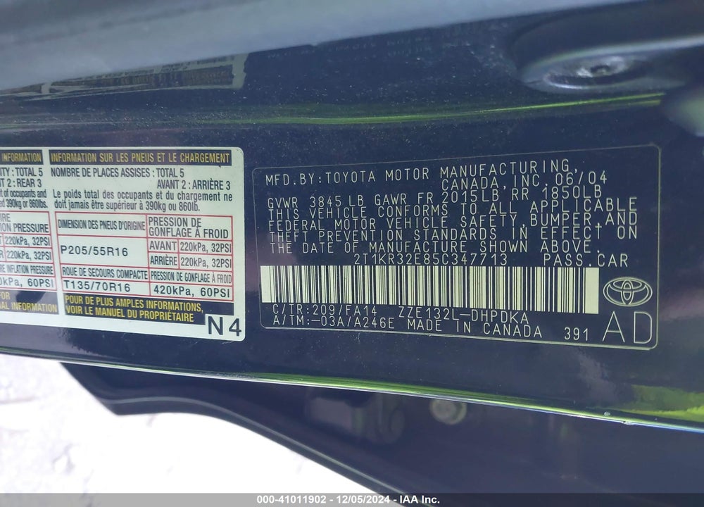 2005 TOYOTA MATRIX VIN: 2T1KR32E85C347713