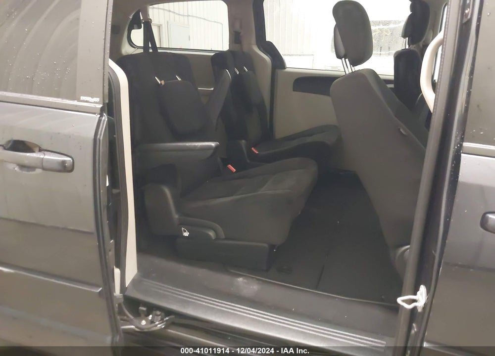 2014 DODGE GRAND CARAVAN SXT VIN: 2C4RDGCG3ER251010