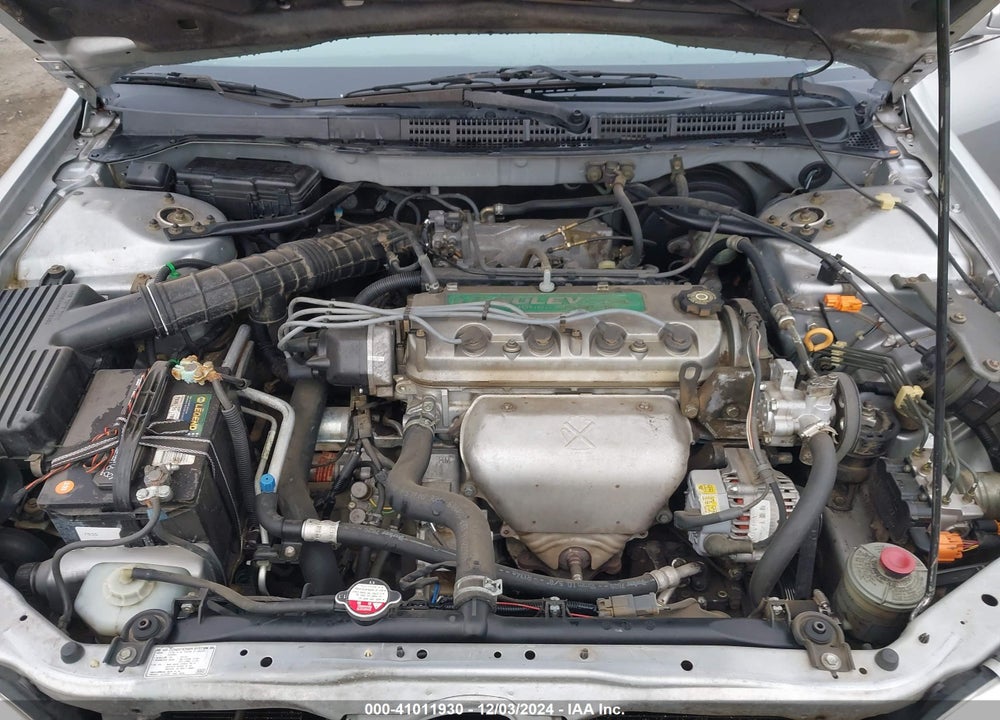 2001 HONDA ACCORD 2.3 EX VIN: JHMCG66081C023348