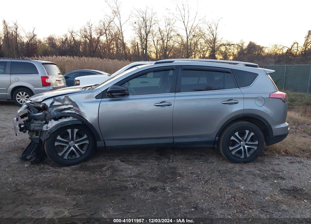 2016 TOYOTA RAV4 LE VIN: 2T3BFREV8GW460416