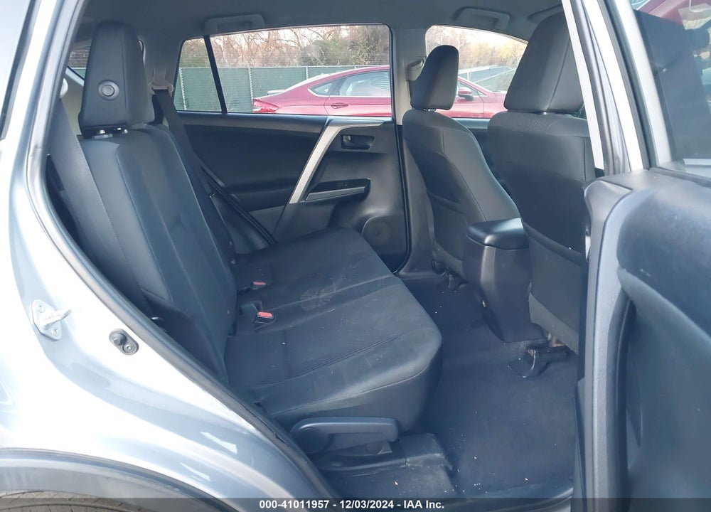 2016 TOYOTA RAV4 LE VIN: 2T3BFREV8GW460416