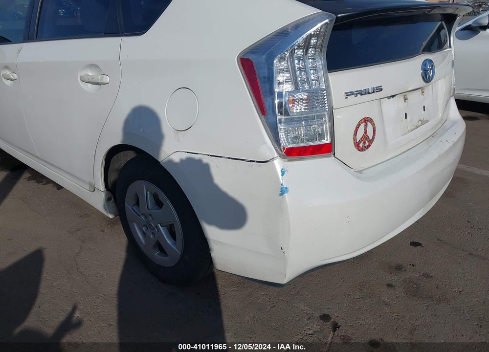 2010 TOYOTA PRIUS III VIN: JTDKN3DU8A0146219