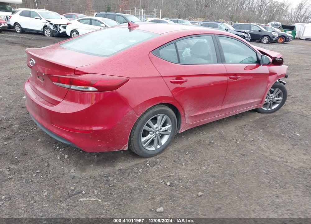 2017 HYUNDAI ELANTRA VIN: KMHD84LF9HU194920