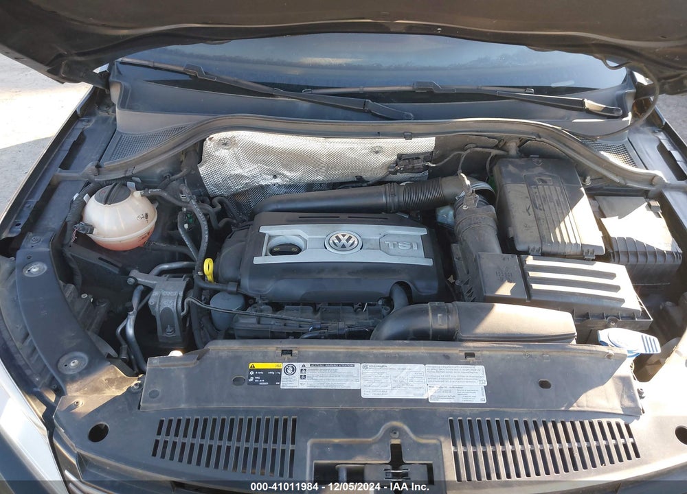 2017 VOLKSWAGEN TIGUAN 2.0T S VIN: WVGBV7AX8HK017137