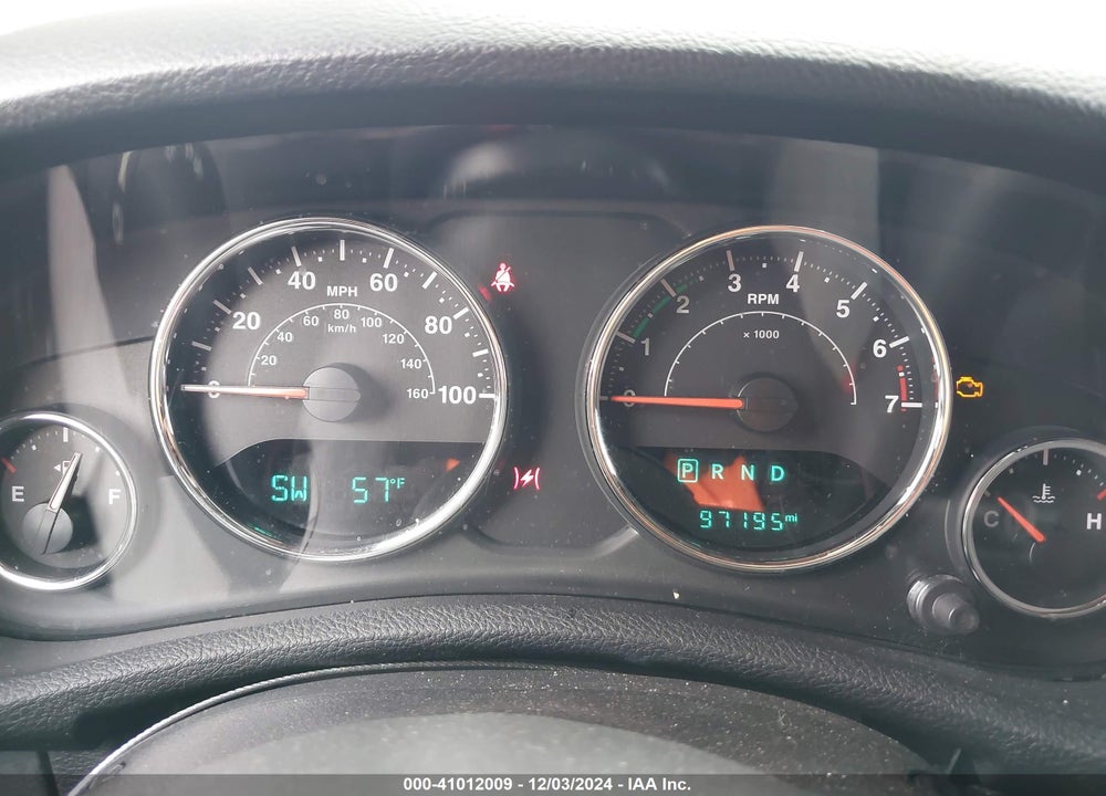 2018 JEEP WRANGLER JK UNLIMITED SPORT 4X4 VIN: 1C4BJWDG6JL822916