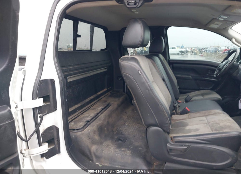 2017 NISSAN TITAN S VIN: 1N6AA1C76HN558639