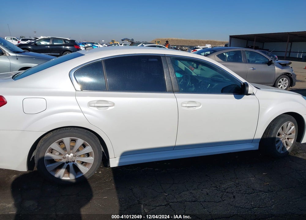 2011 SUBARU LEGACY 2.5I LIMITED VIN: 4S3BMBJ61B3236394