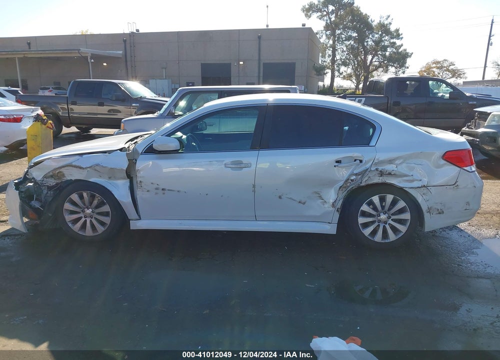2011 SUBARU LEGACY 2.5I LIMITED VIN: 4S3BMBJ61B3236394