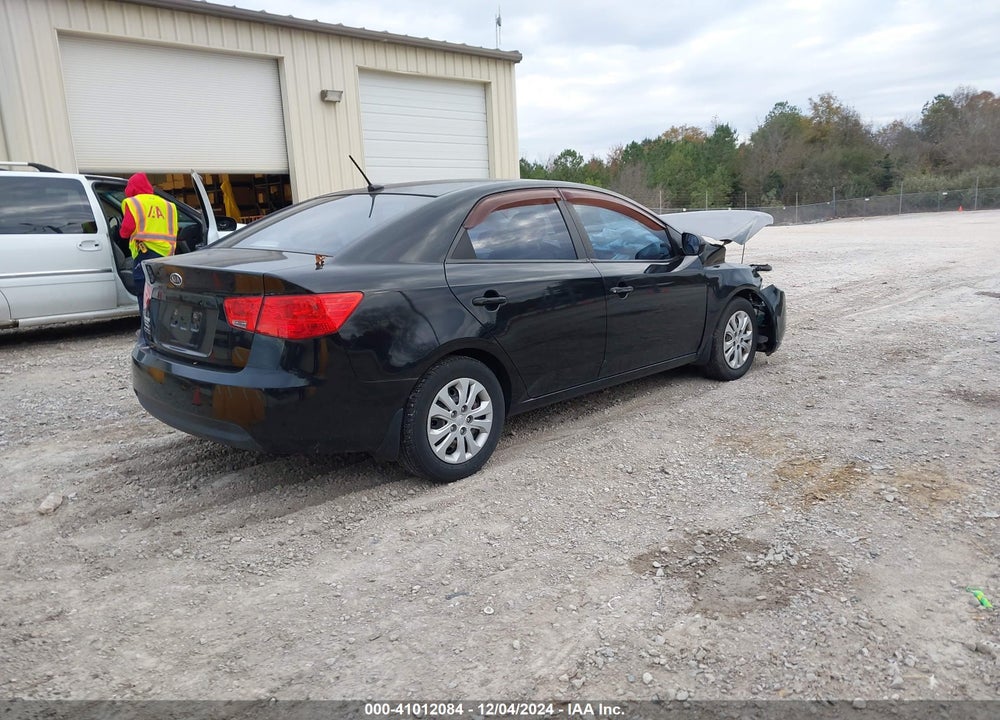 2010 KIA FORTE LX VIN: KNAFT4A29A5107915