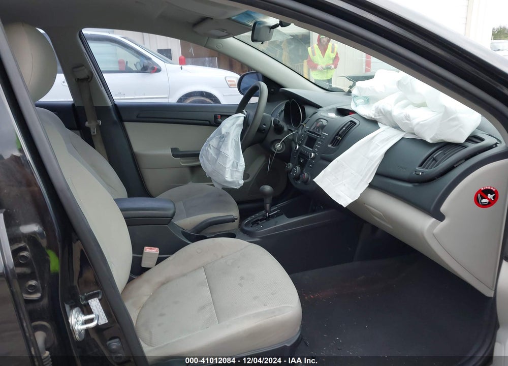 2010 KIA FORTE LX VIN: KNAFT4A29A5107915