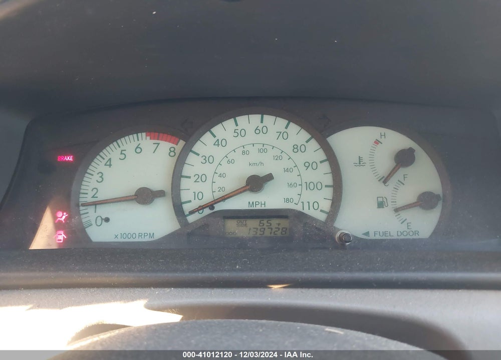 2003 TOYOTA COROLLA LE VIN: JTDBR32E232001863
