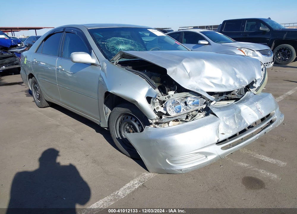 2003 TOYOTA CAMRY LE VIN: JTDBE32K730220198