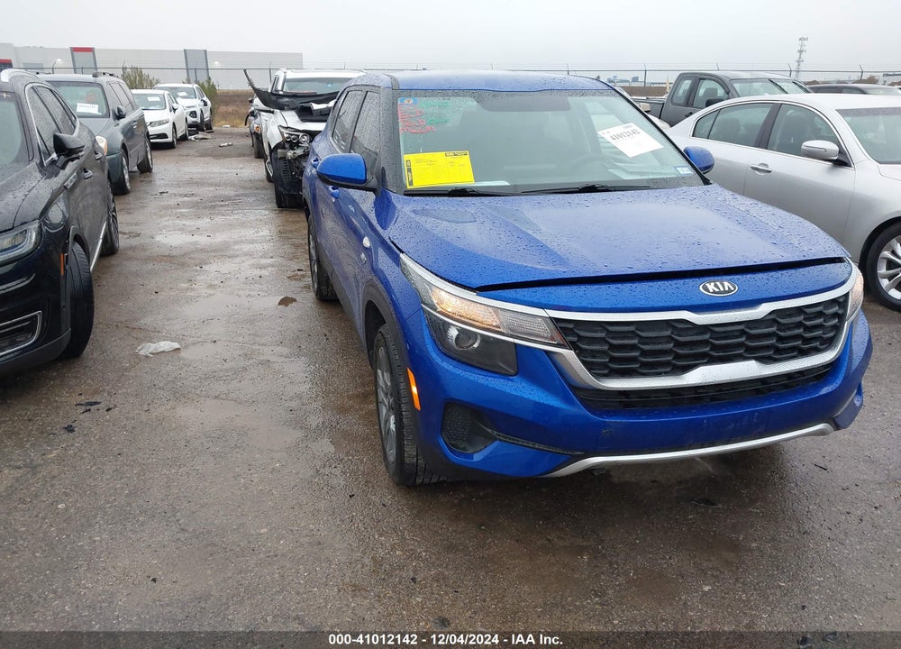 2021 KIA SELTOS LX VIN: KNDEPCAA4M7125204