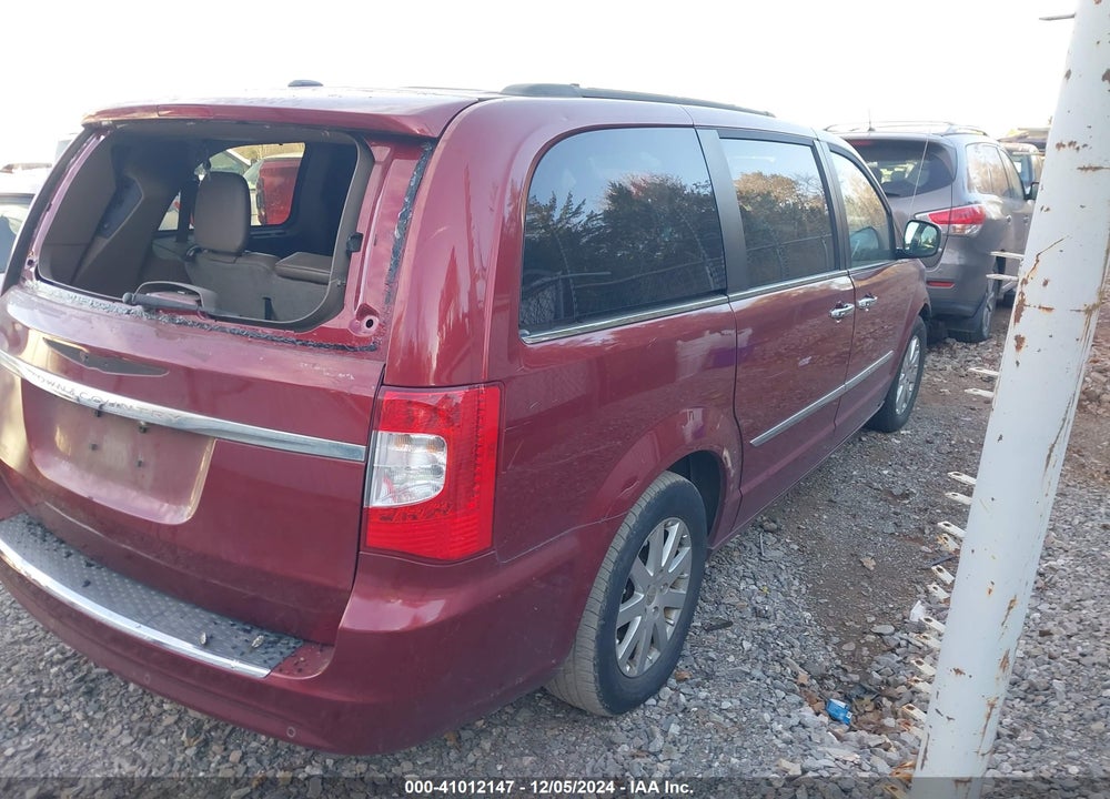 2011 CHRYSLER TOWN & COUNTRY TOURING-L VIN: 2A4RR8DG1BR746611